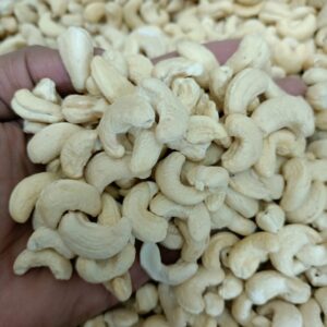 Cashew (Kaju) Nuts / কাজু বাদাম (Medium Size - 1 KG)